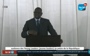 (Direct🔴)   Audience des Young Leaders (Jeunes Leaders) au palais de la République