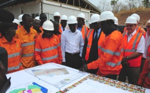 Photos - Macky Sall visite les mines d'or de Sabodala