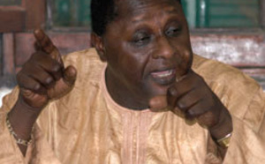 Daouda Faye : «Il faut reporter les élections et abroger la loi sur la parité»