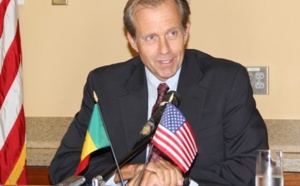 Vidéo: Mame Mactar Guéye s'attaque violemment à Lukens, l'ambassadeur des USA à Dakar 
