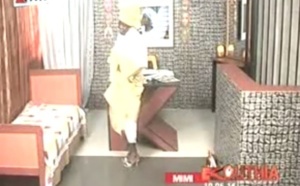 Vidéo - Kouthia raille Mimi Touré avec une nouvelle danse : « Khalifa ralentit… ». Regardez !