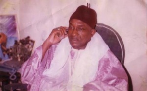 [Vidéo] Serigne Abdou Fatah Mbacké donne un Ndigël à ses talibés pour les calmer