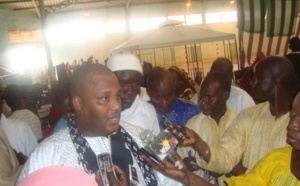 Photos - Une délégation du Club "Macky Libère Karim" reçue par Ameth Saloum Dieng