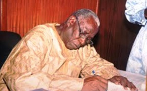Grand Jury - Antoine Diouf reçoit Pr Moustapha Kassé