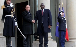 L’Ucad s’embrase, Ebola frappe à nos portes, la Crei s’enflamme, l’hivernage tarde… Macky Sall se pavane à Toulon