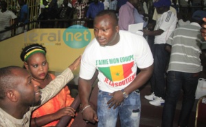 Modou Lô dans les tribunes du stade Senghor pour soutenir les Lions