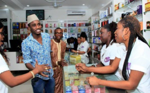 Wally Seck à l'inauguration du show room Le Miroir 