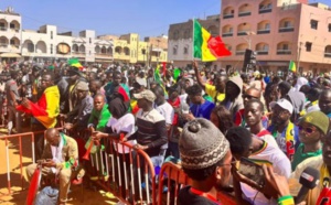 Meeting de Sonko à Keur Massar: Un bus venu de Mbour arrêté par la Gendarmerie, les militants conduits à la Brigade de Thiès