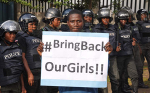 Lycéennes enlevées: le Nigeria annonce un accord avec Boko Haram