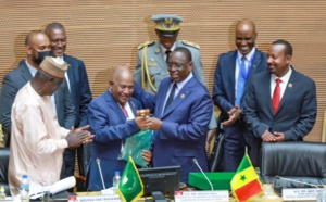 Présidence de l'UA : Macky Sall passe le témoin à Azali Assoumani, son homologue des Comores