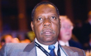 Issa Hayatou s’explique sur le « carton rouge » attribué au Maroc et parle d’un « coup mortel »