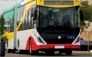 Défilé du 4 avril 2023 :  Présentation du premier bus du BRT 100% électrique de Dakar