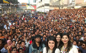 Le plus grand selfie du monde