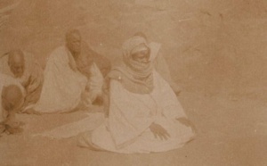 Un collectif de talibés mourides acquiert des photos de Serigne Touba.