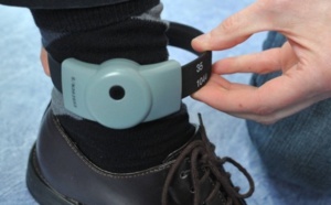 Les bracelets électroniques débarquent, les violeurs récidivistes sont avertis