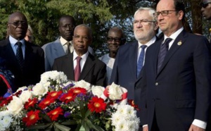  François Hollande répare les erreurs de la France au Sénégal