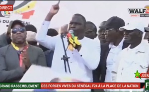 Manifestation de F24 : Khalifa Sall accueilli par un tintamarre, les leaders font bloc autour de lui