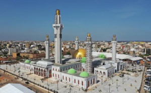 Grande Mosquée de Tivaouane : L’homme d’affaires Aziz Ndiaye verse une nouvelle contribution de 100 millions FCfa