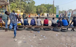 Procès Ousmane Sonko - Adji Sarr: Les jeunes font toujours bloc autour de la maison de Ousmane Sonko, les manifs continuent