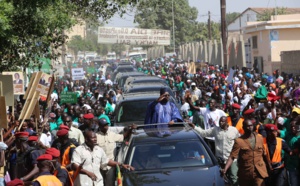 Photos - Macky Sall royalement accueilli à Tivaouane