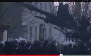 Attentat contre "Charlie Hebdo"-Les images chocs de l'assaut du Gign contre les frères Koachi à Dammartin-en-Goële (Vidéo)