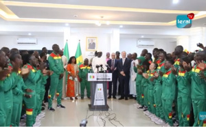 Jeux mondiaux, « Spécial olympique » de 2023 : Amadou Bâ, Premier ministre, remet le drapeau à la délégation