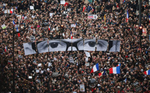 Hommage aux victimes de "Charlie Hebdo":  3,7 millions de manifestants à travers toute la France