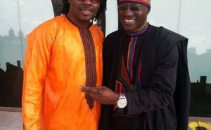 Le chanteur Idrissa Diop avec Baye Demba Faye