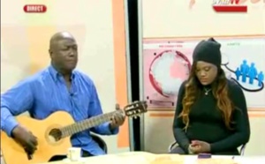 Le chanteur El Hadji Ndiaye sur le plateau de "Petit Dej" 