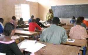 Incroyable ! Des  élèves du lycée Valdiodio Ndiaye de Kaolack tabassent leurs professeurs