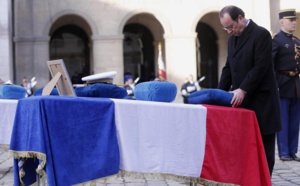 François Hollande rend hommage aux 9 soldats français morts en Espagne