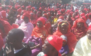 Arrêt sur images: Colobane en rouge pour soutenir ses enfants Cheikh Sidath Mané et Cheikh Diop
