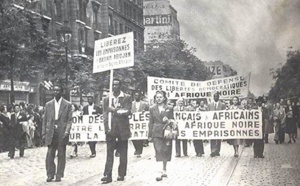 Cheikh Anta Diop et son épouse défilent à Paris dans les années 50 !
