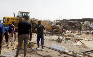 Désencombrement de la voie du BRT : Les marchands ambulants de Liberté 6 surpris par les bulldozers