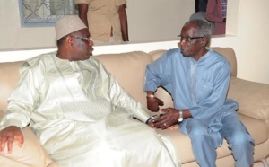 Macky Sall chez Becaye Diop pour présenter ses condoléances suite au décès de sa sœur