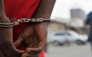 Bureau des passeports : Un homme arrêté avec le registre des naissances de la ville de Touba