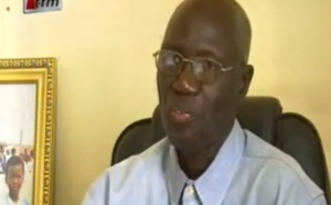 Annulation du meeting du Pds: "Wade veut manipuler le peuple", selon un universitaire 