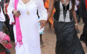 Adiouza avec Gaelle Samb, l'épouse de Khalifa Sall