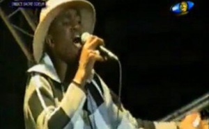 Vidéo: Waly Seck chante Birane, le fils de Youssou Ndour. Regardez