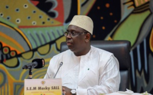 Enseignants grévistes: Macky cautionne les ponctions sur les salaires 
