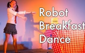 Superbe numéro de danse robotique