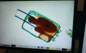 Espagne : Une jeune femme embarque un enfant ivoirien, qui voulait retrouver son père, dans sa valise