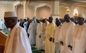 Photos+videos: Macky Sall dans l'effervescence de la Grande mosquée de Lodo Saint-Louis après la prière de ce vendredi