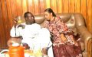 Regardez "Tana Sa Boula Nekh" de la troupe Daaray Rocc