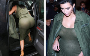Kim dévoile ses seins, ses fesses et son petit ventre