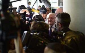 Cohue autour de Le Pen: une journaliste interpellée pour avoir mordu un policier