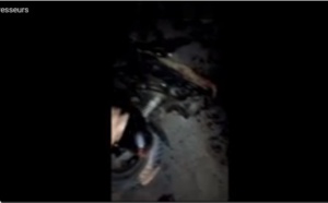 Vidéo - Deux voleurs à l'arraché amochés par la foule à Sacré-Cœur (Attention, les images peuvent choquer)