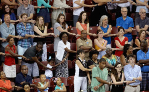 Fusillade dans une église noire aux Etats-Unis : Hommage aux victimes à Charleston