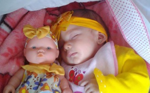 Le Top 20 des enfants parfaits sosies de leur poupée (ou presque)