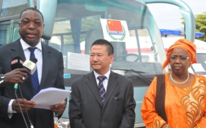 Coopération:  La chine offre 13 véhicules dont 3 ambulances 